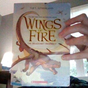 Wings of fire original book !The Dragonet prophecy! by Tui T. Sutherland